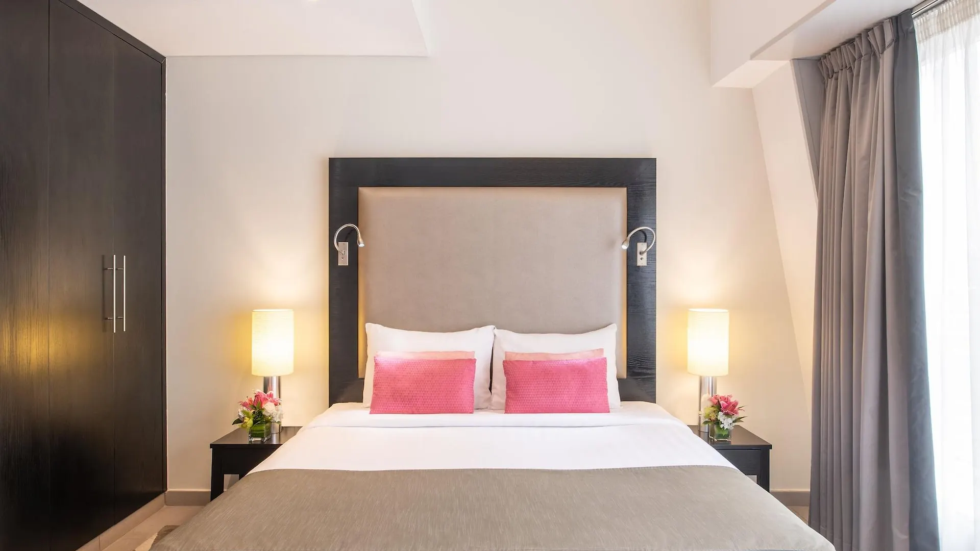 **** Apart Otel Citadines Metro Central Dubai Birleşik Arap Emirlikleri